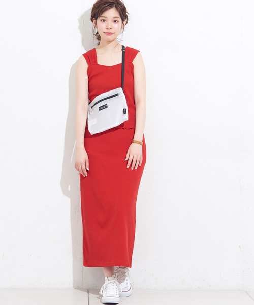 natural couture(ナチュラルクチュール)の「ワッフル太ストラップキャミ(Tシャツ/カットソー・レディース・ピンクベージュ/ブラック/レッド/アイボリー/トップグレー・FREE)」の7枚目の写真