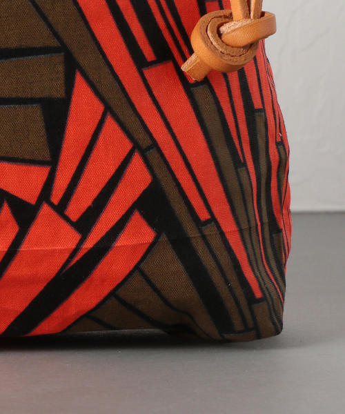 ODETTE E ODILE（オデットエオディール）の「Kanga lesoｷﾝﾁｬｸ（ショルダーバッグ・レディース・オレンジ/イエロー/ケリー/ネイビー・FREE）」の12枚目の写真