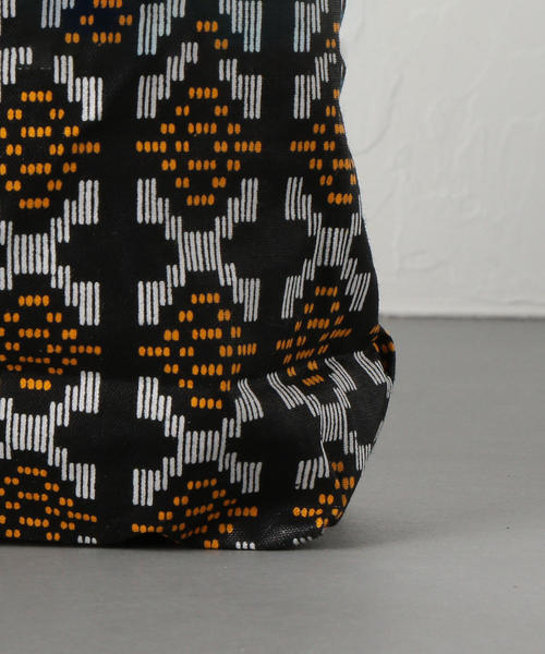 ODETTE E ODILE（オデットエオディール）の「Kanga lesoｷﾝﾁｬｸ（ショルダーバッグ・レディース・オレンジ/イエロー/ケリー/ネイビー・FREE）」の14枚目の写真