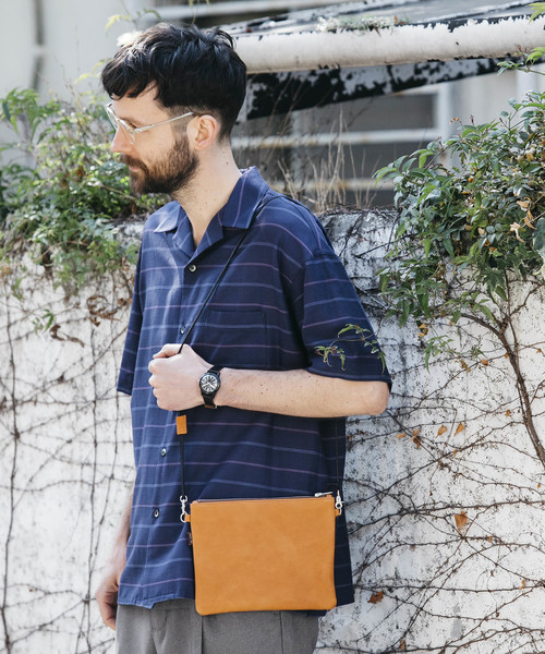 MR.OLIVE(Eagle Of Independence)（イーグルオブインデペンデンス）の「ウォータープルーフ ウォッシャブル レザー/ミニスクエアショルダーバッグ(スクエア サコッシュ)（ショルダーバッグ・メンズ・ホワイト/ブラック/ベージュ/ネイビー/ブラウン・FREE）」の4枚目の写真