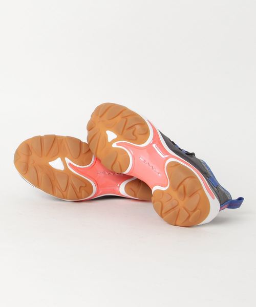 Reebok（リーボック）の「ディーエムエックスシリーズ [DMX SERIES 2000 GUM]（スニーカー・メンズ・グレー・26.5cm/28.0cm/27.5cm/28.5cm/23.0cm/24.5cm/26.0cm/25.5cm/27.0cm/23.5cm/25.0cm/24.0cm）」の3枚目の写真