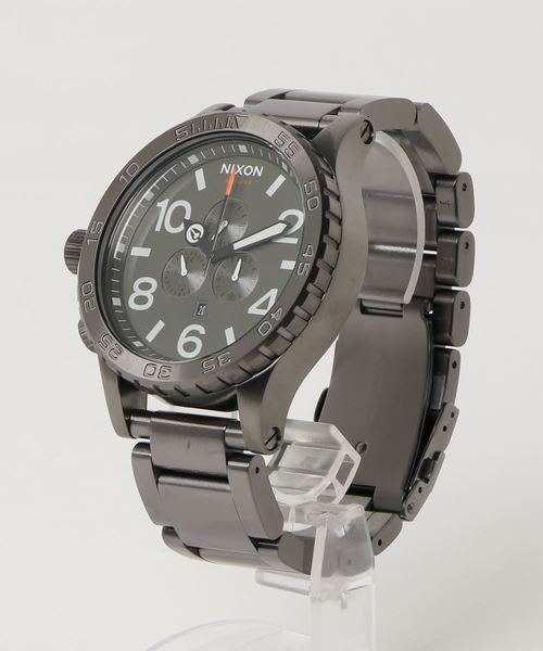 NIXON(ニクソン)の「THE 51-30 CHRONO(アナログ腕時計・メンズ・ブラック/ブラック×ゴールド/ガンメタ/シルバー×ゴールド・FREE)」の1枚目の写真
