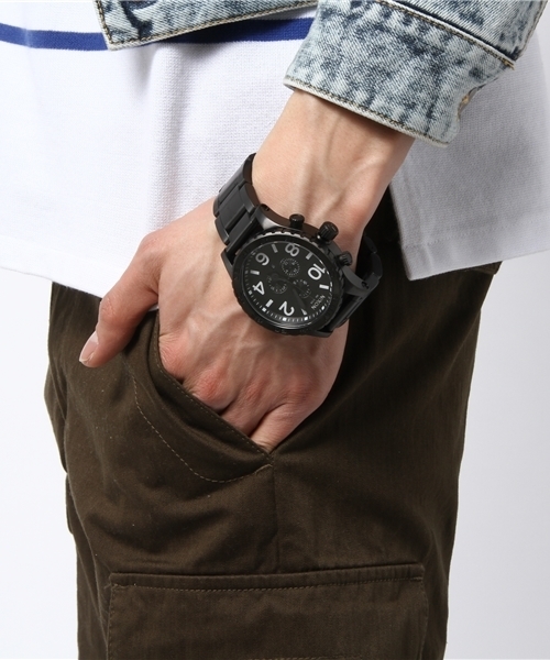 NIXON(ニクソン)の「THE 51-30 CHRONO(アナログ腕時計・メンズ・ブラック/ブラック×ゴールド/ガンメタ/シルバー×ゴールド・FREE)」の9枚目の写真