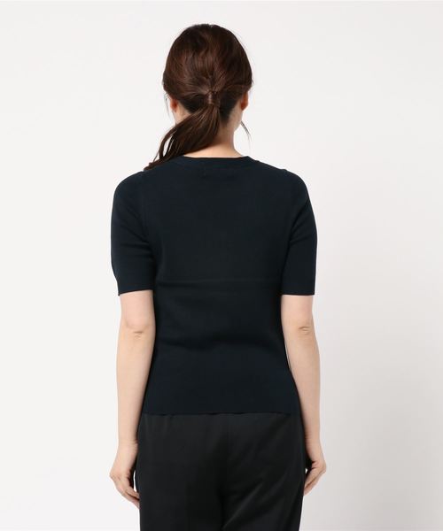 NATURAL BEAUTY BASIC（ナチュラルビューティーベーシック）の「[洗える]サマーコットンベーシックニット（ニット/セーター・レディース・ベージュ/ネイビー/オフホワイト/マジェンタ/ホワイト系その他/ダークブルー・MEDIUM）」の7枚目の写真