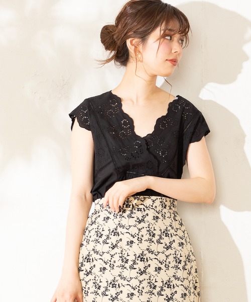 natural couture（ナチュラルクチュール）の「綿レースガーリーブラウス（Tシャツ/カットソー・レディース・ブラック/ベージュ/オフホワイト/オレンジ・FREE）」の10枚目の写真