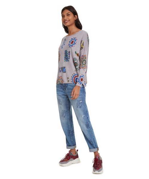 Desigual(デシグアル)の「ライトゲージプルオーバー UPPER(スウェット・レディース・レッド/ブラック・2L/S/M/L)」の6枚目の写真