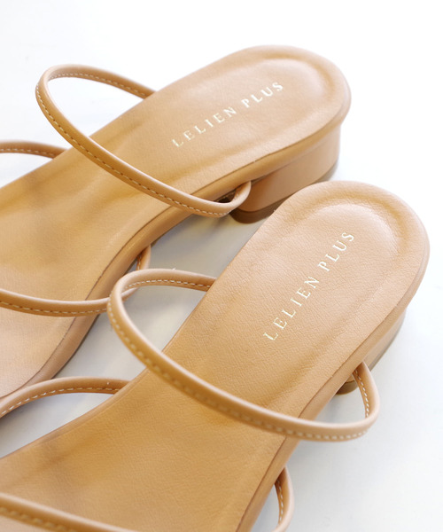 AmiAmi(アミアミ)の「細ストラップ2WAYトングサンダル(サンダル・レディース・ブラック/ベージュ/ブラウン/アイボリー/ゴールド/パイソン/キャメル/グリーン/ライトグレー/グレイッシュベージュ・LL/S/M/L)」の16枚目の写真