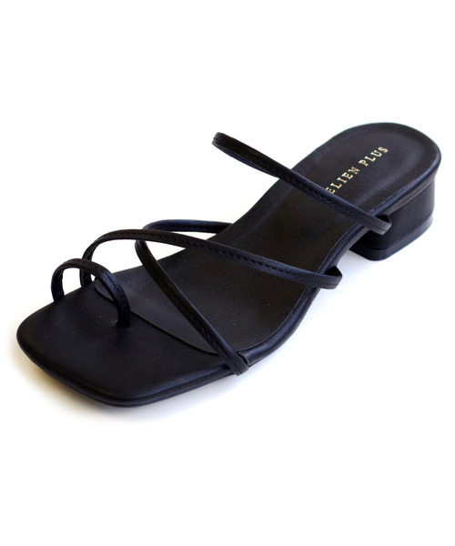 AmiAmi(アミアミ)の「細ストラップ2WAYトングサンダル(サンダル・レディース・ブラック/ベージュ/ブラウン/アイボリー/ゴールド/パイソン/キャメル/グリーン/ライトグレー/グレイッシュベージュ・LL/S/M/L)」の20枚目の写真