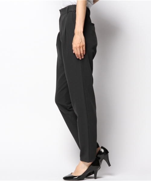 alcali(アルカリ)の「T/Rカルゼ ツータックパンツ(その他パンツ・レディース・ブラック/チャコール/オリーブ・2/3)」の6枚目の写真