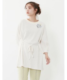 POU DOU DOU | ワッフルウエストベルト付き刺繍トップス(Tシャツ/カットソー)