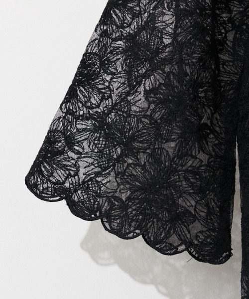 natural couture（ナチュラルクチュール）の「袖口スカラップフラワーレースブラウス（シャツ/ブラウス・レディース・ブラック/アイボリー/ミント・FREE）」の15枚目の写真