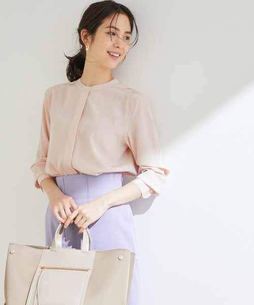 ROPE'(ロペ)の「【洗える】デシンノーカラーシャツ(シャツ/ブラウス・レディース・ブラック/オフホワイト/ピンク系その他・38)」の3枚目の写真