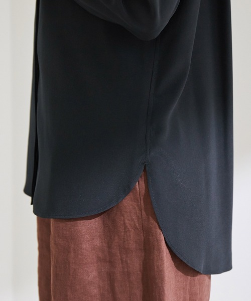 ROPE'(ロペ)の「【洗える】デシンノーカラーシャツ(シャツ/ブラウス・レディース・ブラック/オフホワイト/ピンク系その他・38)」の12枚目の写真