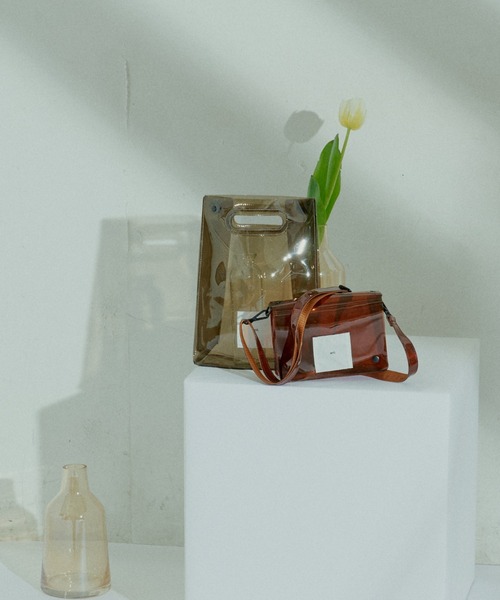 Daily russet（デイリー ラシット）の「【ani.】 PVCフラップショルダーバッグ（ショルダーバッグ・レディース・ブラック/ブラウン/グレー・FREE）」の22枚目の写真