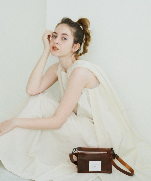 Daily russet（デイリー ラシット）の「【ani.】 PVCフラップショルダーバッグ（ショルダーバッグ・レディース・ブラック/ブラウン/グレー・FREE）」の17枚目の写真