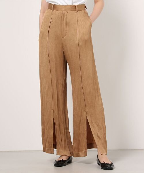 AKIRANAKA(アキラナカ)の「AKIRA NAKA(アキラナカ) CHUS FRONT SLIT PANTS(その他パンツ・レディース・ベージュ・2)」の1枚目の写真