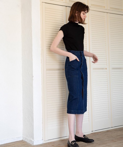 mangata(モンガータ)の「High neck tee(Tシャツ/カットソー・レディース・ホワイト/ブラック・FREE)」の12枚目の写真