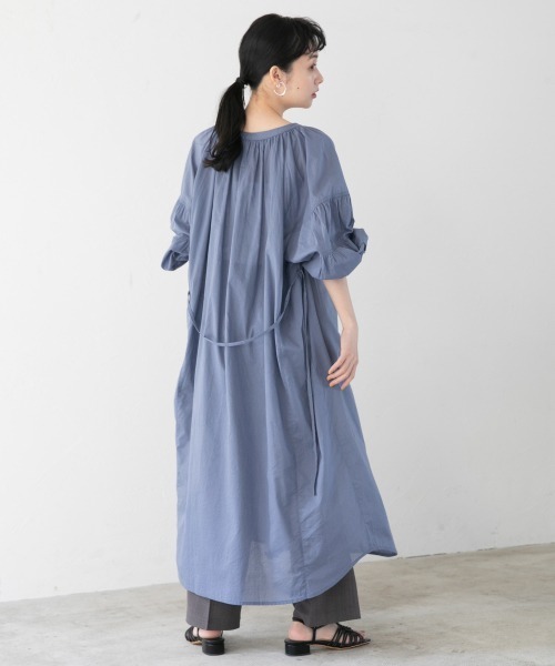 LOWRYS FARM（ローリーズファーム）の「ソデボリュームボイルワンピース　952215（ワンピース・レディース・オフホワイト/ブラック/ダークブラウン/ブルー/イエロー・FREE）」の7枚目の写真