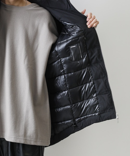 ATTACHMENT（アタッチメント）の「C/NY TYPEWRIGHTER CLOTH HOODED DOWN COAT（ダウンジャケット/コート・メンズ・ライトグレー/ブラック・2/1/3）」の12枚目の写真