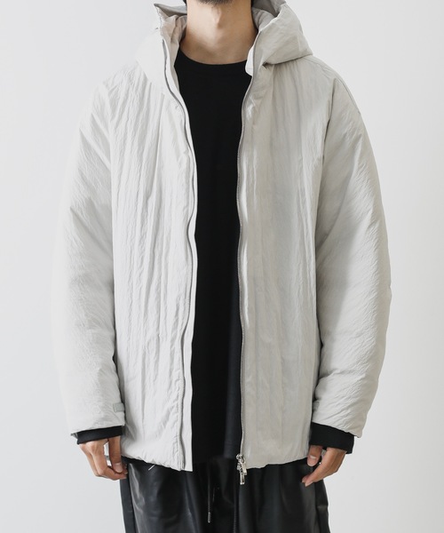 ATTACHMENT（アタッチメント）の「C/NY TYPEWRIGHTER CLOTH HOODED DOWN COAT（ダウンジャケット/コート・メンズ・ライトグレー/ブラック・2/1/3）」の16枚目の写真