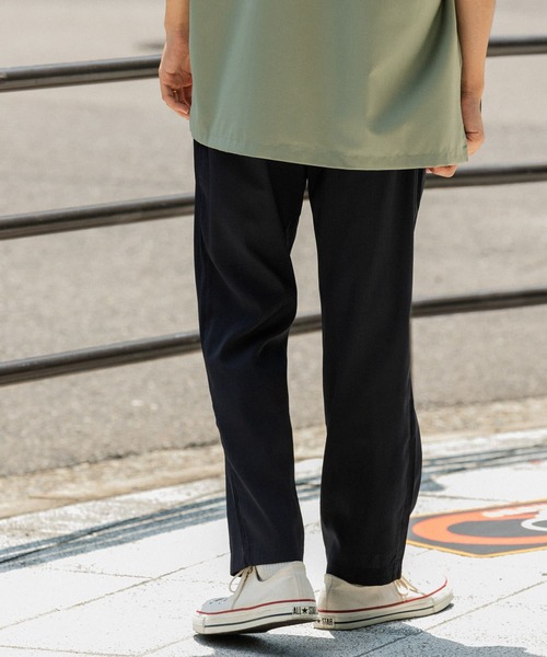 ITEMS URBANRESEARCH(アイテムズ アーバンリサーチ)の「【セットアップ着用可能】パナマイージーパンツ(その他パンツ・メンズ・ネイビー/ブラック/ブラウン・MEDIUM/LARGE)」の4枚目の写真