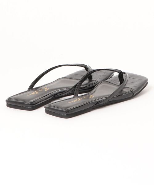 KOBE LETTUCE（コウベレタス）の「スクエアトゥトングサンダル（サンダル・レディース・ブラック系その他/ベージュ/カーキ/ベージュ系その他・LL/S/L/M）」の6枚目の写真