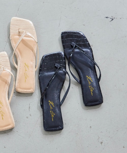 KOBE LETTUCE（コウベレタス）の「スクエアトゥトングサンダル（サンダル・レディース・ブラック系その他/ベージュ/カーキ/ベージュ系その他・LL/S/L/M）」の2枚目の写真