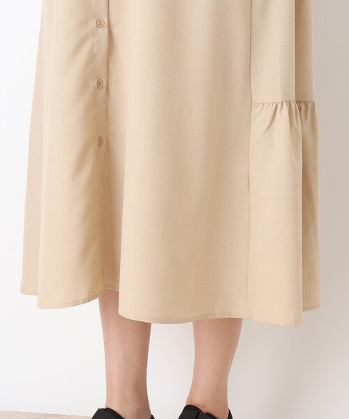 DRESKIP（ドレスキップ）の「◆バックティアードロングワンピース（ワンピース・レディース・カーキ/ライトベージュ/ネイビー・02/03/04）」の11枚目の写真