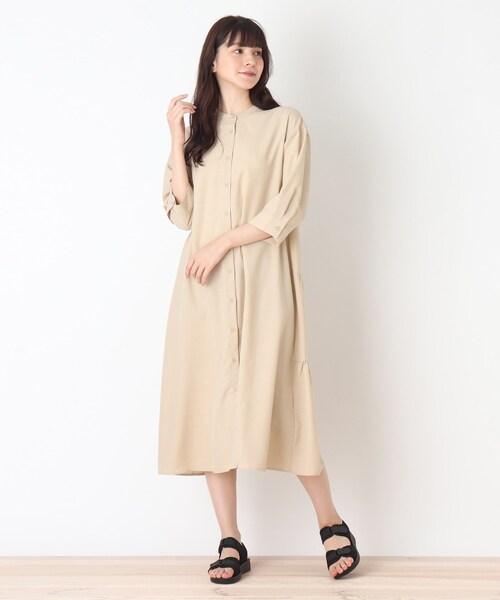 DRESKIP（ドレスキップ）の「◆バックティアードロングワンピース（ワンピース・レディース・カーキ/ライトベージュ/ネイビー・02/03/04）」の9枚目の写真