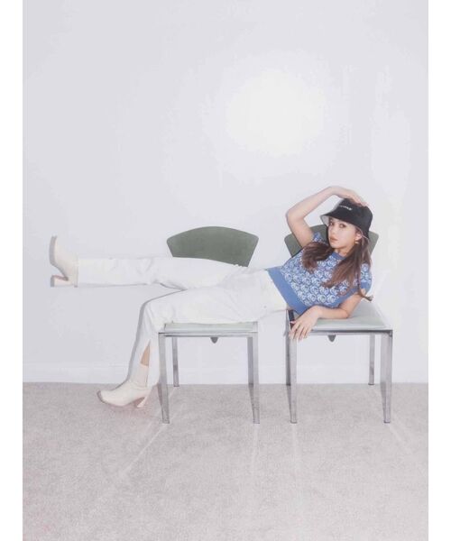 CALNAMUR(カルナムール)の「ニットベスト(ベスト・レディース・ベージュ/ブラウン/ブルー・FREE)」の16枚目の写真