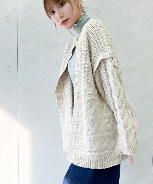 Per sist ence（パーシエンス）の「Per sist ence/パーシエンス　編み時切替 2WAYカーディガン（カーディガン/ボレロ・レディース・ブラック/グレイッシュベージュ/キャメル/アイボリー・FREE）」の2枚目の写真