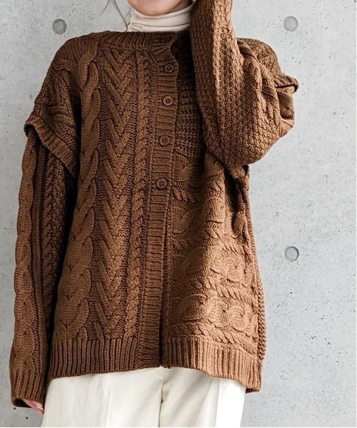 Per sist ence（パーシエンス）の「Per sist ence/パーシエンス　編み時切替 2WAYカーディガン（カーディガン/ボレロ・レディース・ブラック/グレイッシュベージュ/キャメル/アイボリー・FREE）」の16枚目の写真