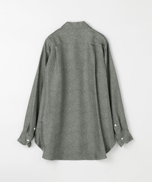 SOULEIADO（ソレイアード）の「シルクプリント オーバーサイズシャツ（シャツ/ブラウス・メンズ・ブラック系その他/グリーン系その他3/グレー系その他/ブルー系その他4/グリーン系その他2・5/6）」の7枚目の写真