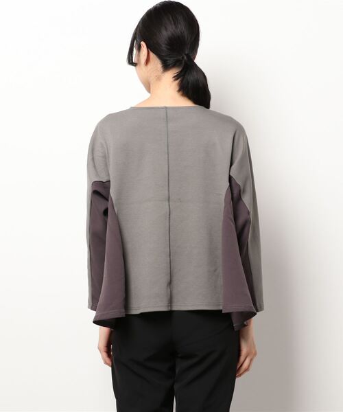 NICOLE white(ニコルホワイト)の「サイド異素材使いフレアーTEE(Tシャツ/カットソー・レディース・ブラック/グレー/オフホワイト・FREE)」の4枚目の写真