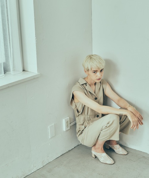 LAYMEE(レイミー)の「Sedan rompers / セダンロンパース(ワンピース・レディース・ブラック/アイボリー/キャメル・FREE)」の5枚目の写真