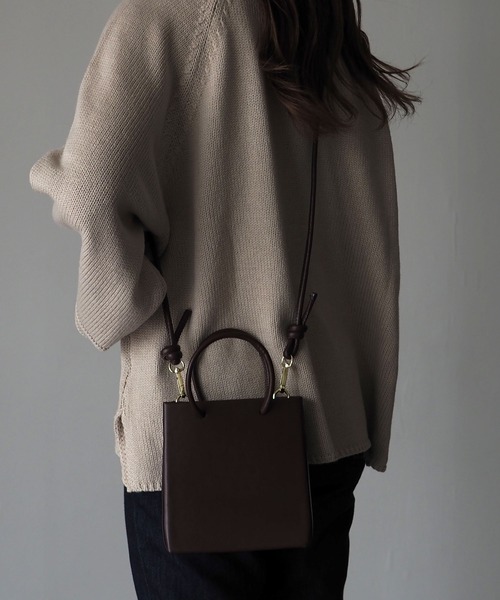 Riberry（リベリー）の「ショッパー風ミニショルダーバッグ（ショルダーバッグ・レディース・ホワイト/ブラック/ブラウン・FREE）」の4枚目の写真