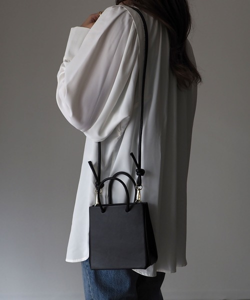 Riberry（リベリー）の「ショッパー風ミニショルダーバッグ（ショルダーバッグ・レディース・ホワイト/ブラック/ブラウン・FREE）」の8枚目の写真