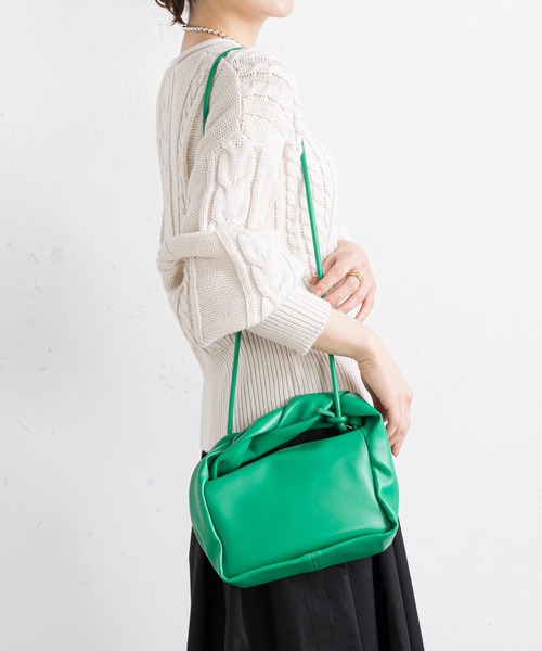 prose verse(プロズヴェール)の「2WAYスクエアショルダーバッグ(ショルダーバッグ・レディース・オフホワイト/ブラック/グリーン・フリ-)」の10枚目の写真