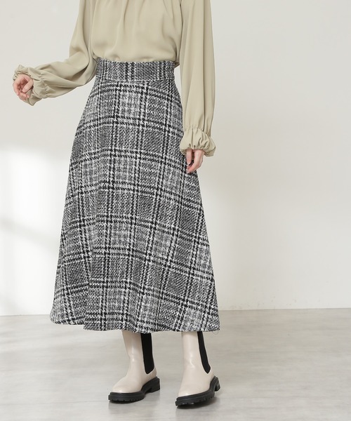 N.（N. Natural Beauty Basic）（エヌエヌナチュラルビューティーベーシック）の「【S Size Line】◆ツイードチェックセミフレアスカート（スカート・レディース・ブラック/ネイビー/ブラウン・SMALL/MEDIUM）」の4枚目の写真