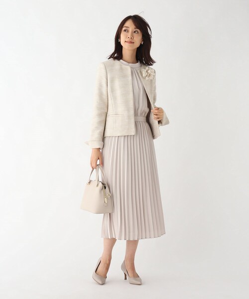 OPAQUE.CLIP（オペークドットクリップ）の「◆DELEGANTサテンプリーツワンピース【WEB限定サイズ】（ワンピース・レディース・ライトベージュ/ネイビー・36/40/34/38/42）」の13枚目の写真