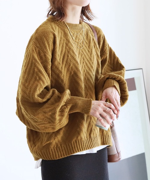 reca(レカ)の「ドルマンスリーブヘリンボーン編みニットプルオーバー(ニット/セーター・レディース・グリーン/マスタード/グレイッシュベージュ/ブルー・FREE)」の4枚目の写真