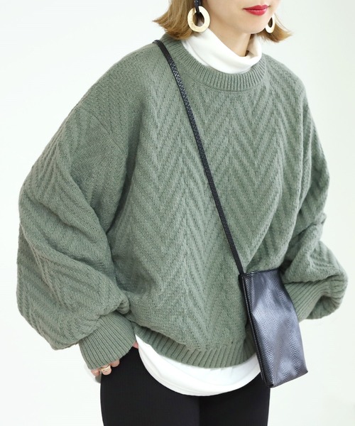 reca(レカ)の「ドルマンスリーブヘリンボーン編みニットプルオーバー(ニット/セーター・レディース・グリーン/マスタード/グレイッシュベージュ/ブルー・FREE)」の19枚目の写真