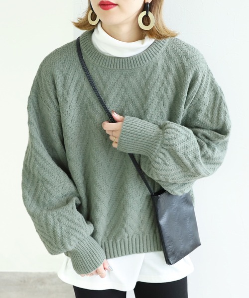 reca(レカ)の「ドルマンスリーブヘリンボーン編みニットプルオーバー(ニット/セーター・レディース・グリーン/マスタード/グレイッシュベージュ/ブルー・FREE)」の5枚目の写真