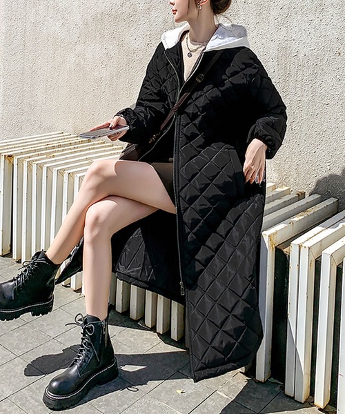 Primazel(プリマゼル)の「フード付き キルティング コート(その他アウター・レディース・ブラック/キャメル・M)」の3枚目の写真