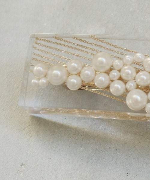 caph(カーフ)の「パールボリュームバレッタ(バレッタ/ヘアクリップ・レディース・その他・FREE)」の5枚目の写真