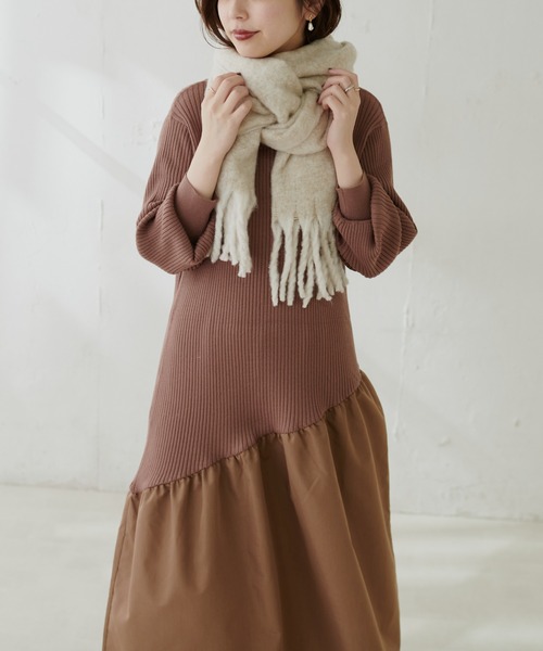 natural couture（ナチュラルクチュール）の「【WEB限定カラー有り】アシメ切替えリブニットワンピース（ワンピース・レディース・ベージュ/ミント/ピンク/アイボリー/ブラウン/ブラック・FREE）」の17枚目の写真