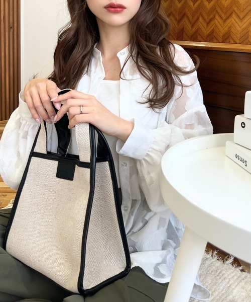 韓国 ossl キャンバス スクエアトートバッグ ポーチ付き 501141 韓国 ossl キャンバス スクエアトートバッグ ポーチ付き 501141