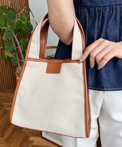 moment+(モーメントプラス)の「キャンバス ポーチ付き 2WAYスクエアトートバッグ(トートバッグ・レディース・モカ/オレンジ/ブラック・FREE)」の17枚目の写真