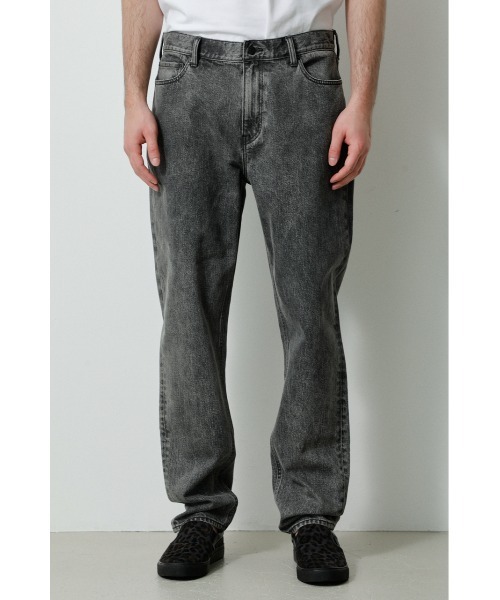 AZUL by moussy(アズールバイマウジー)の「WASHED LOOSE DENIM/ウォッシュドルースデニム(デニムパンツ・メンズ・ブルー/ライトブラック・SMALL/MEDIUM/LARGE)」の2枚目の写真