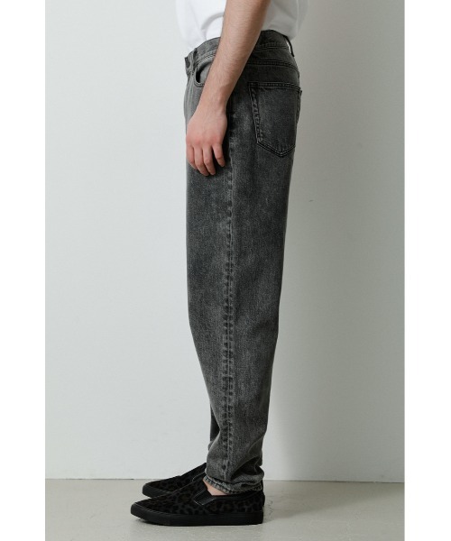 AZUL by moussy(アズールバイマウジー)の「WASHED LOOSE DENIM/ウォッシュドルースデニム(デニムパンツ・メンズ・ブルー/ライトブラック・SMALL/MEDIUM/LARGE)」の18枚目の写真